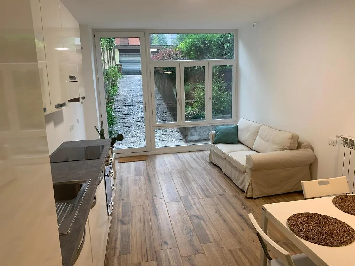 Rafqa Suites San Siro'S View Lotto City Life De Angeli Fiera With Garden Milan 0*,  Italy